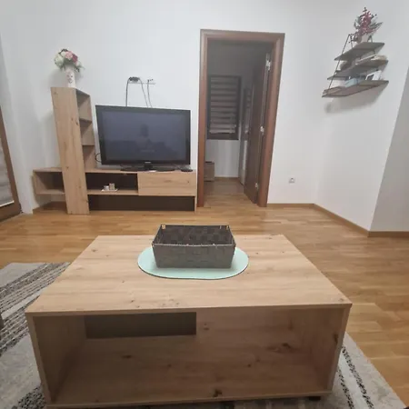Apartament Divci